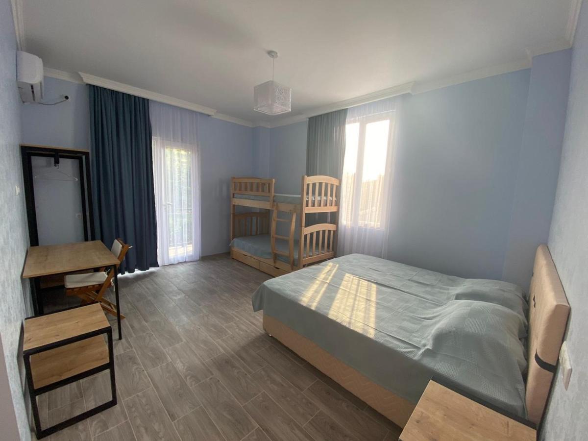 מלון באטומי Kemo House מראה חיצוני תמונה
