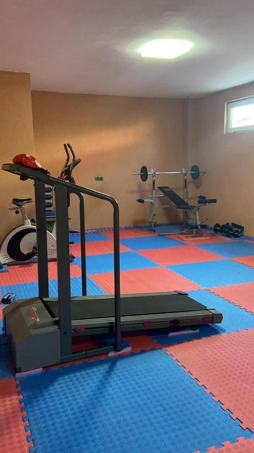 מלון באטומי Kemo House מראה חיצוני תמונה
