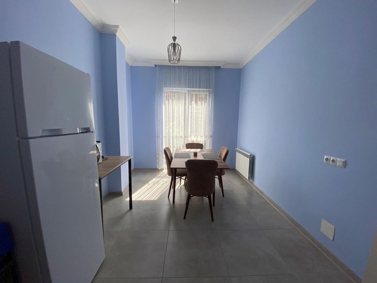 מלון באטומי Kemo House מראה חיצוני תמונה